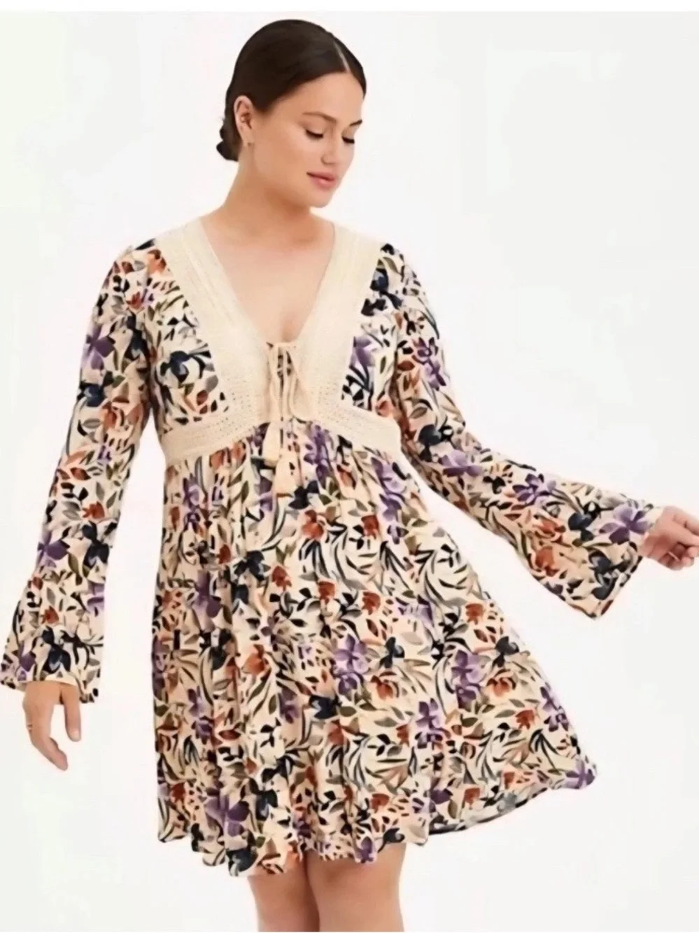 torrid NWT Sand Floral Lace Up Crochet Trim Bell Sleeve Boho Dress Size 2X - Picture 1 of 13